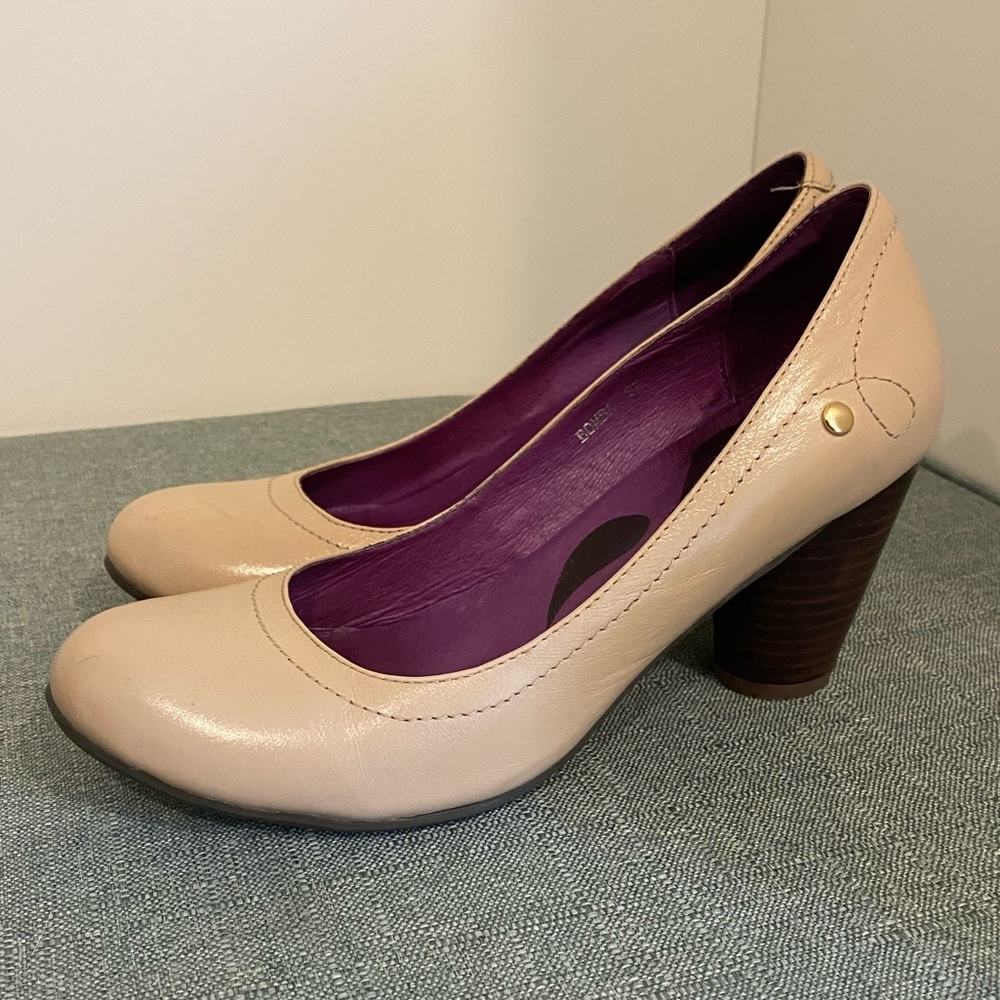 JUMP heels